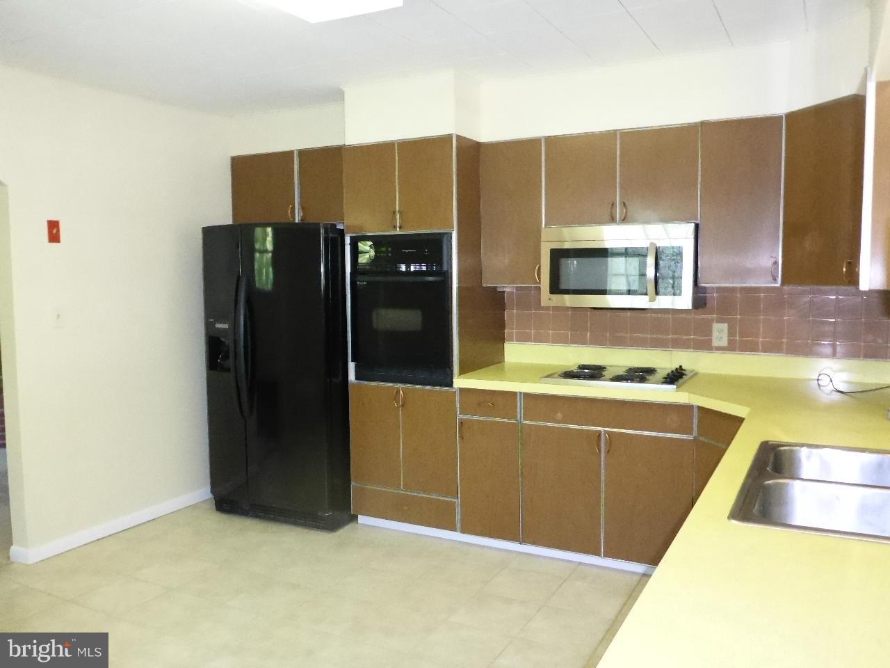 1524 Carpenters Point Road Perryville, MD 21903 - Photo 7 of 29 Kitchen