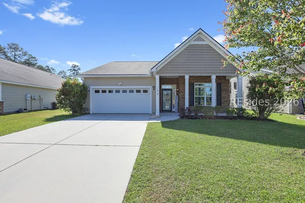 $379,900 | 72 White Crescent Circle, Ridgeland, SC 29936