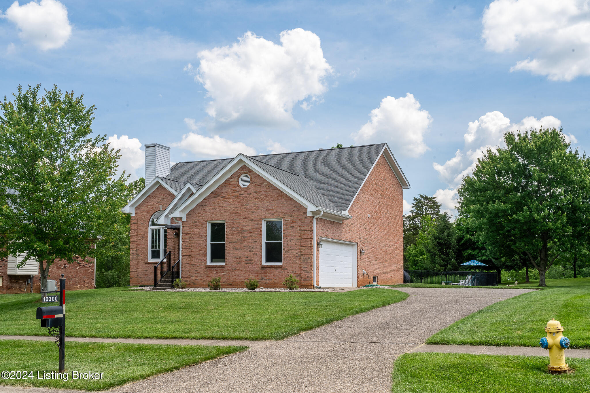 10300 Stone School Road Prospect, KY 40059 - Photo 8 of 54 10300 Stone School Rd-6