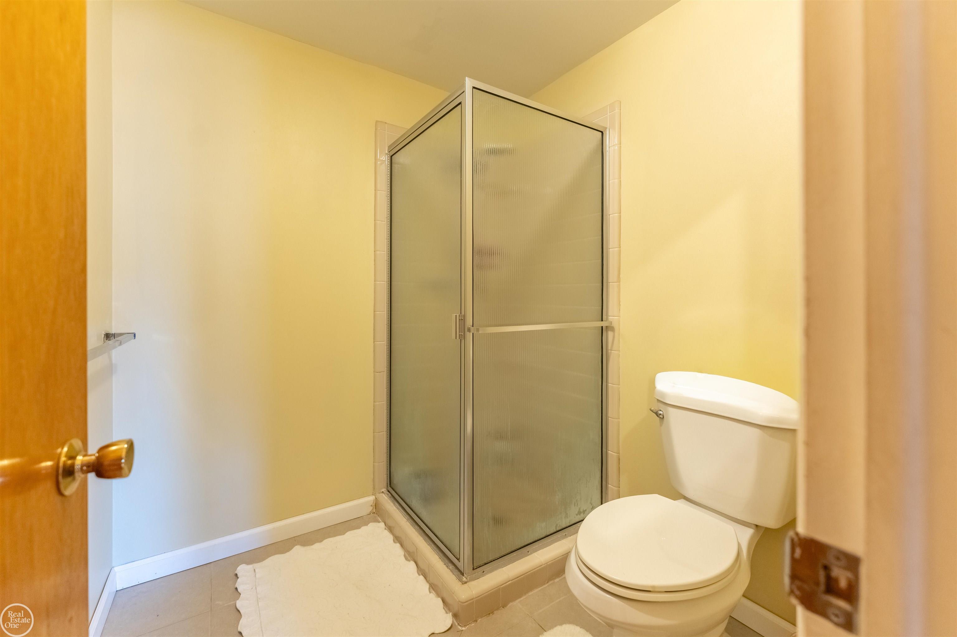 41466 Dequindre Road Sterling Heights, MI 48314 - Photo 13 of 51
