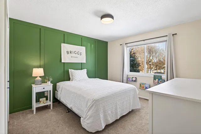 $395,000 | 13521 Dan Patch Drive, Savage, MN 55378