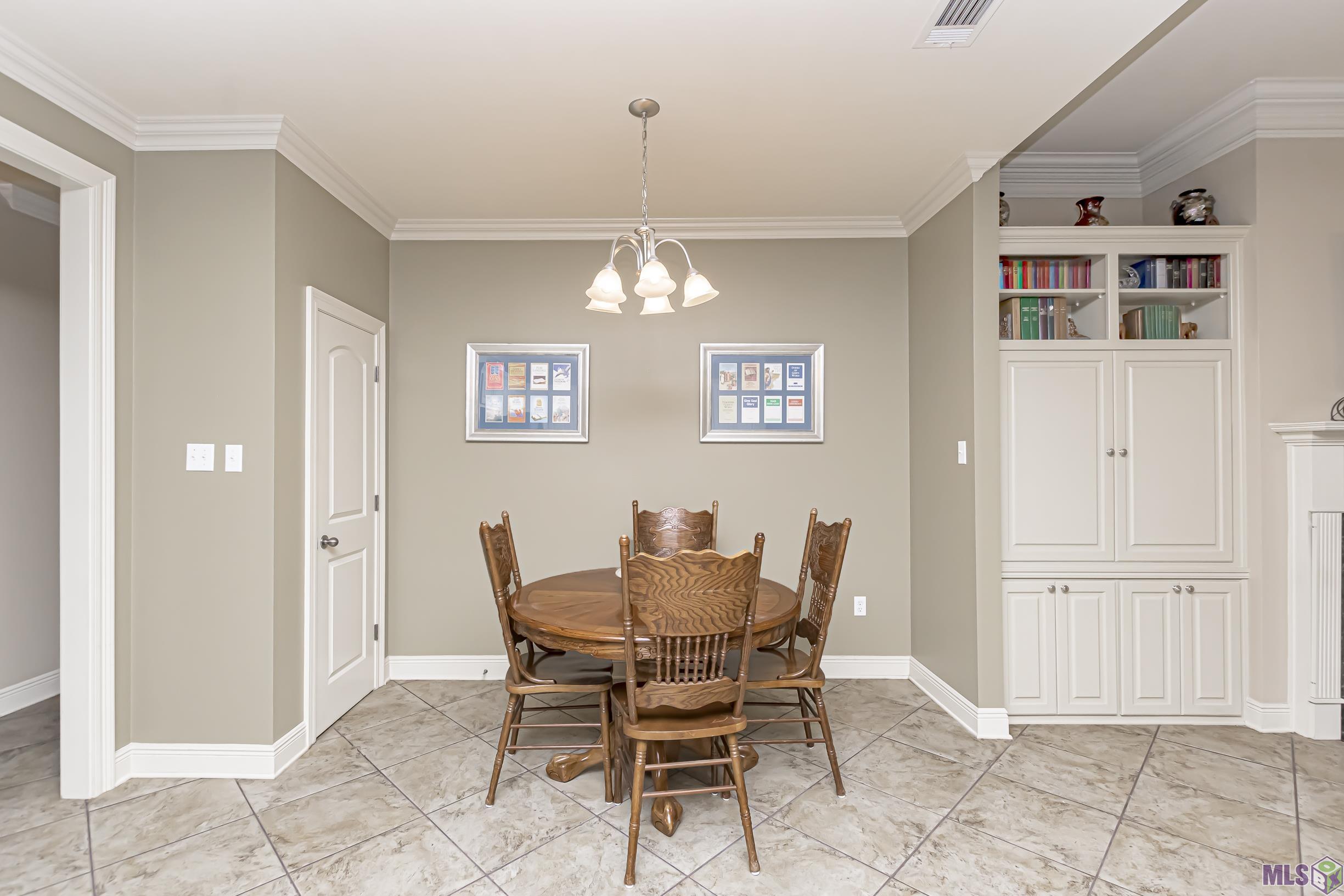 6343 Ridge Way Avenue Baton Rouge, LA 70817 - Photo 5 of 27 Gallery Image 5