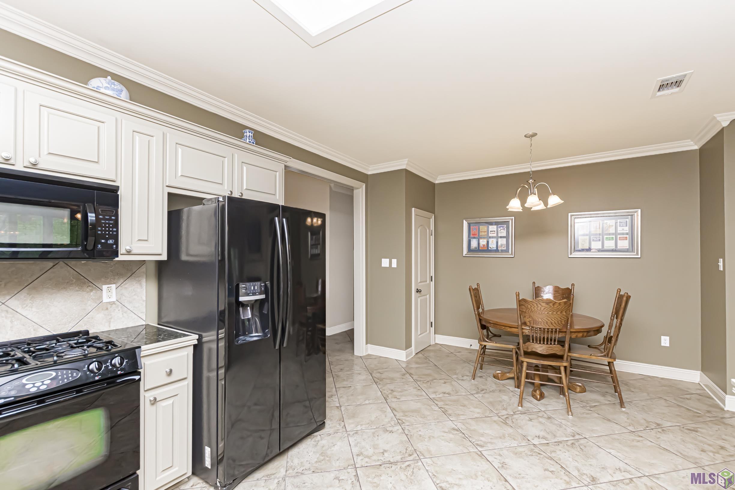 6343 Ridge Way Avenue Baton Rouge, LA 70817 - Photo 7 of 27 Gallery Image 7
