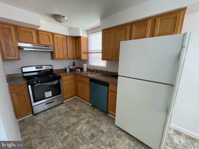 3916 Gideon Road Brookhaven, PA 19015 - Photo 5 of 7 Kitchen