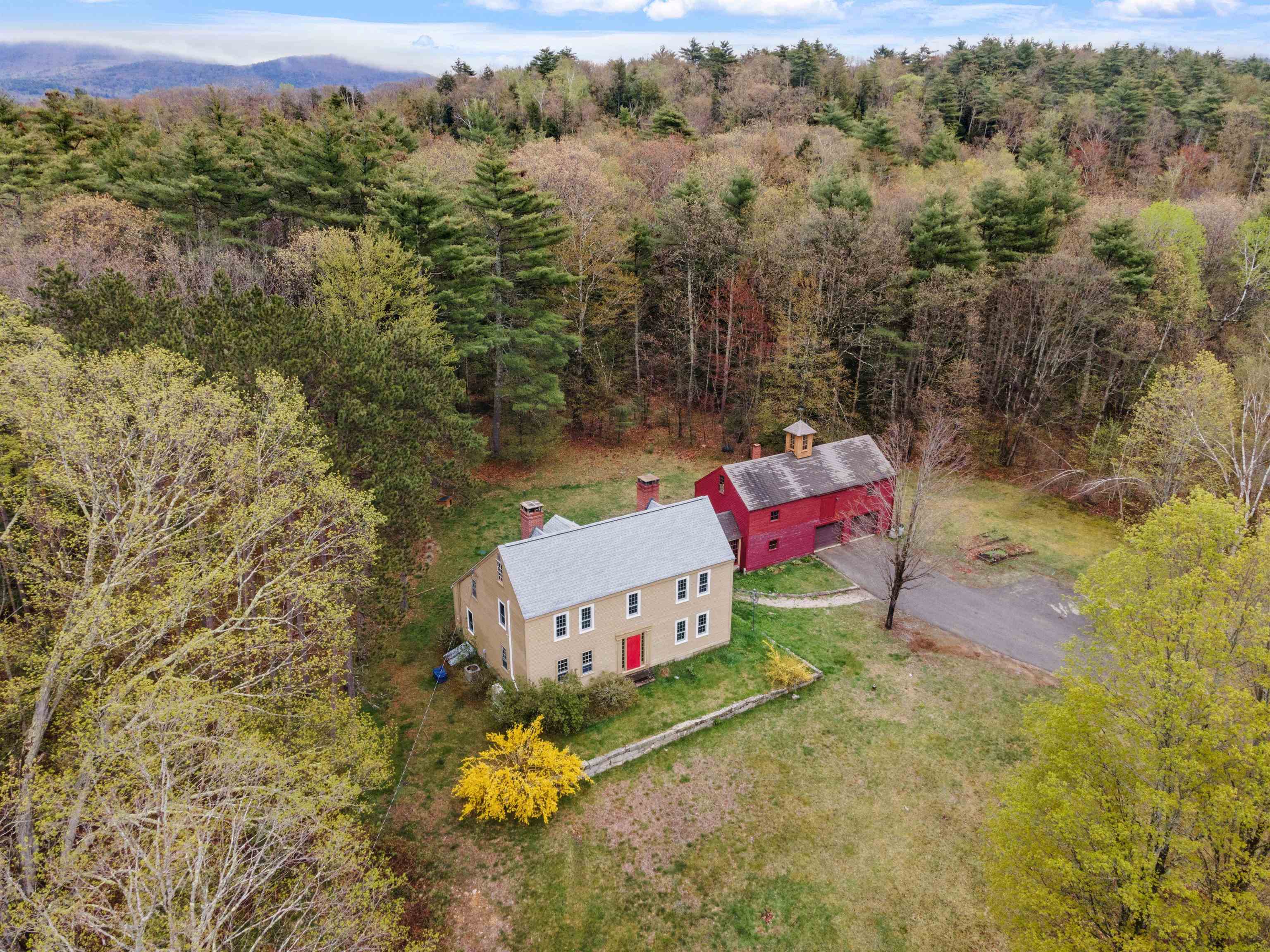 509 Province Road Belmont, NH 03220 - Photo 13 of 34