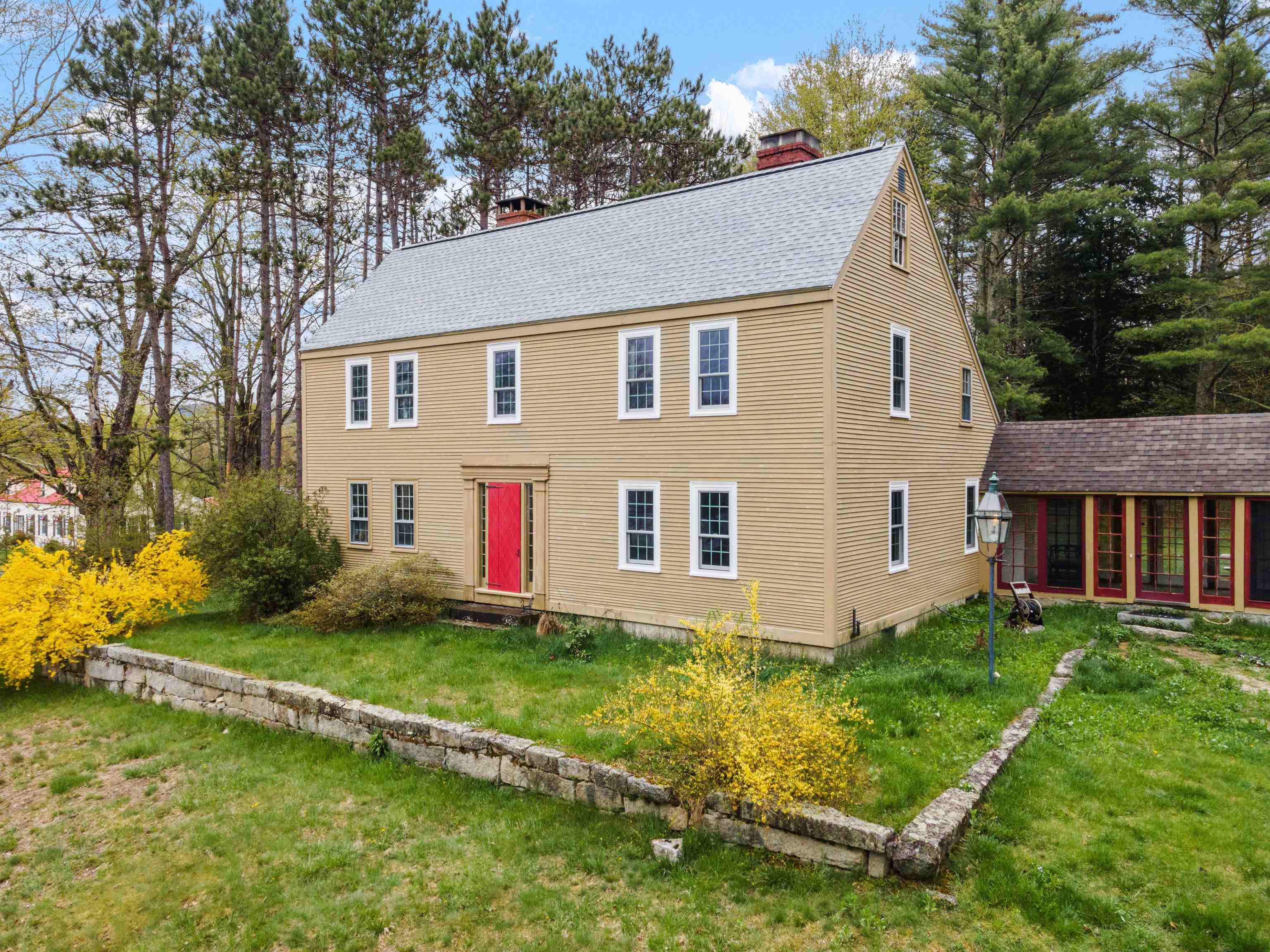 509 Province Road Belmont, NH 03220 - Photo 2 of 34