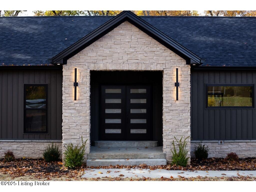 1304 Burns Road Radcliff, KY 40160 - Photo 2 of 15 02-front portch