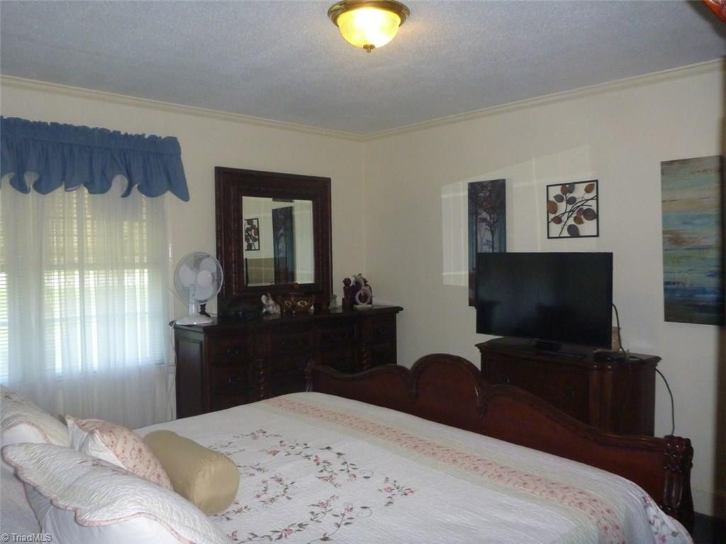 502 Roxboro Road Haw River, NC 27258 - Photo 12 of 16 Gallery Image 12