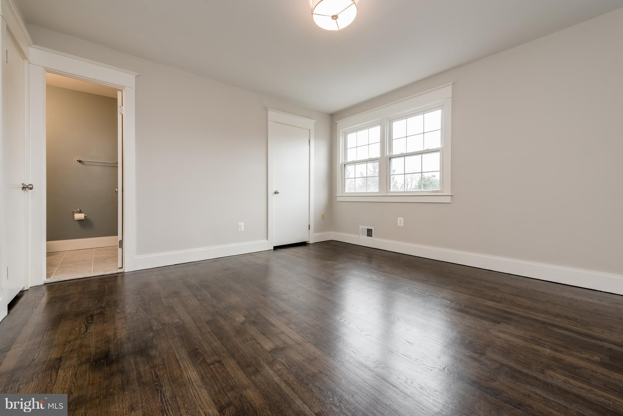 3899 Chain Bridge Road Fairfax, VA 22030 - Photo 18 of 27 Bedroom (Master)