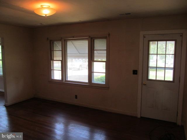 18656 Lahore Road Orange, VA 22960 - Photo 6 of 14 Gallery Image 6