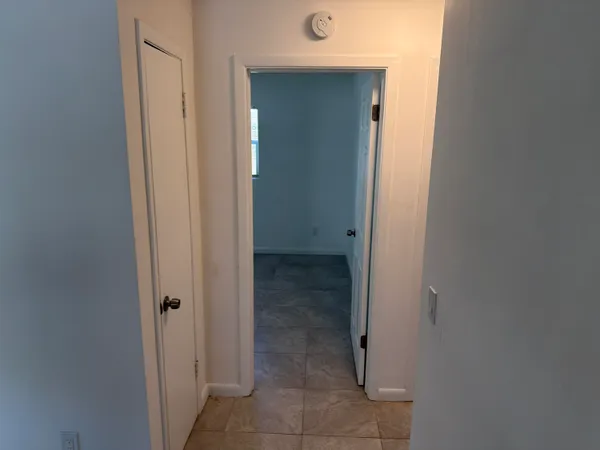 $2,800 | 6184 Southeast Orange Blossom Trail, Hobe Sound, FL 33455