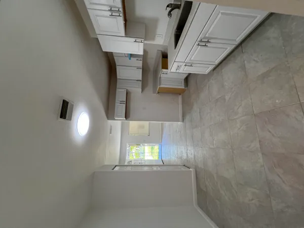 $2,800 | 6184 Southeast Orange Blossom Trail, Hobe Sound, FL 33455