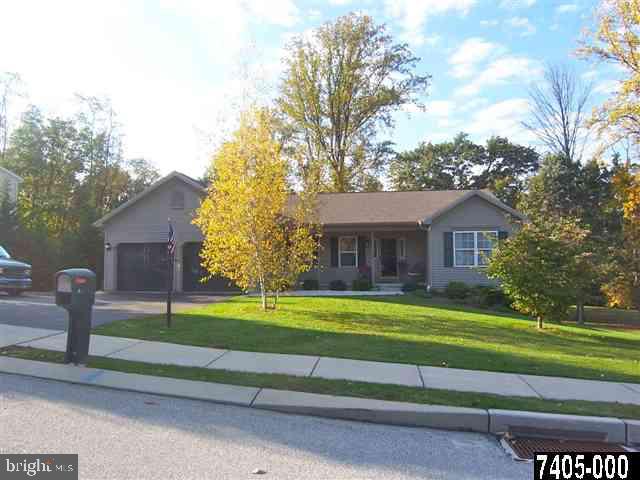 1880 Pin Oak Drive Spring Grove, PA 17362 - Photo 1 of 25 Gallery Image 1