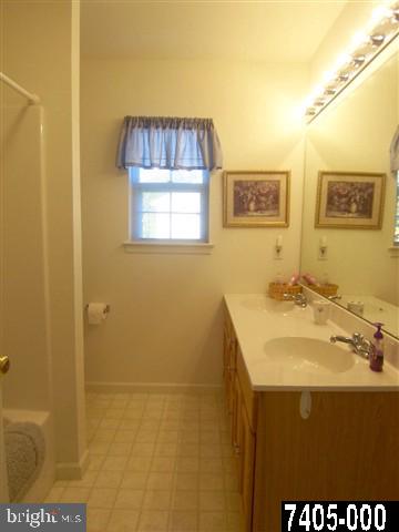 1880 Pin Oak Drive Spring Grove, PA 17362 - Photo 17 of 25 Gallery Image 17