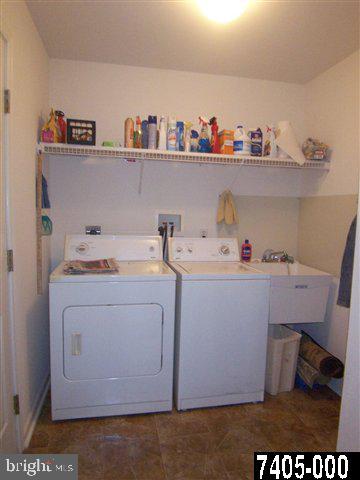 1880 Pin Oak Drive Spring Grove, PA 17362 - Photo 18 of 25 Gallery Image 18