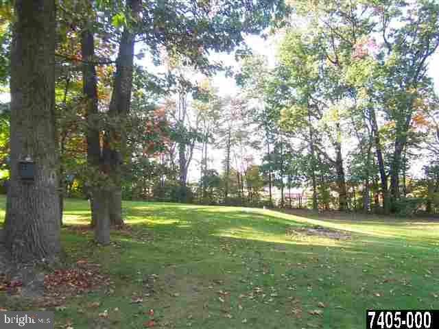 1880 Pin Oak Drive Spring Grove, PA 17362 - Photo 22 of 25 Gallery Image 22