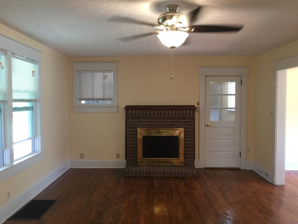 2425 Cherokee Road Johnson City, TN 37604 - Photo 3 of 30 Photo 3
