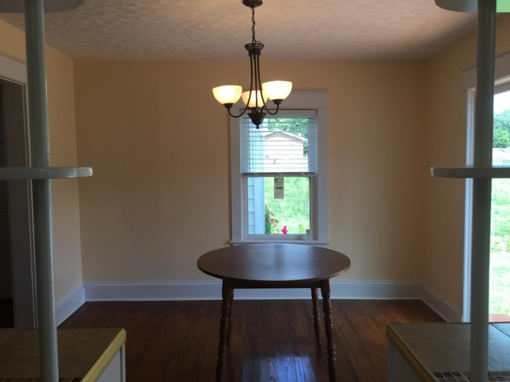 2425 Cherokee Road Johnson City, TN 37604 - Photo 6 of 30 Photo 6