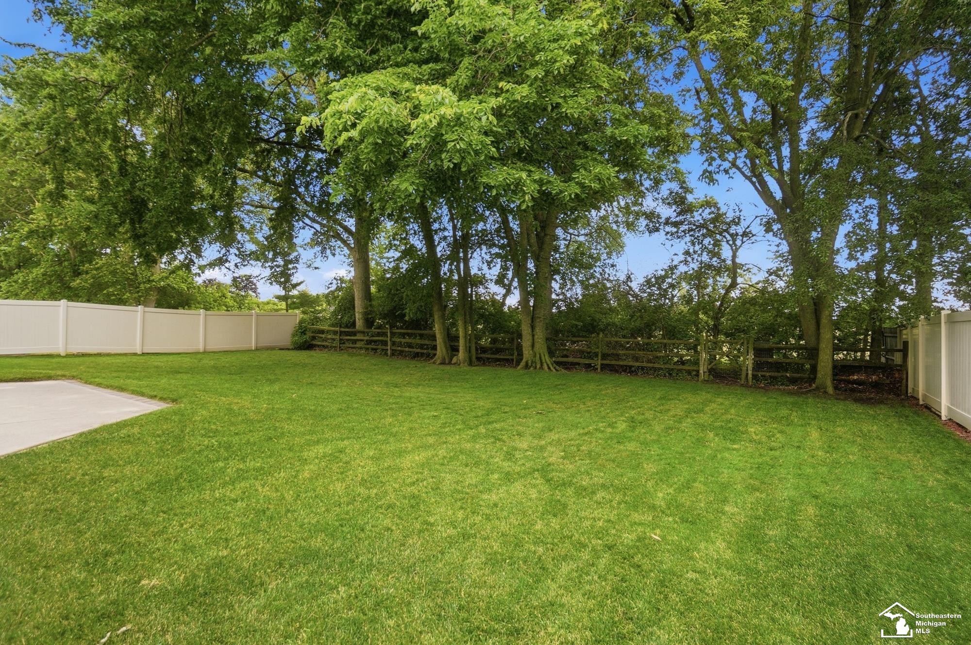 4548 Partridge Lane Newport, MI 48166 - Photo 51 of 62 50212421-9aa35b21-6aef-4770-ad00-a6434e7b7474.JPG