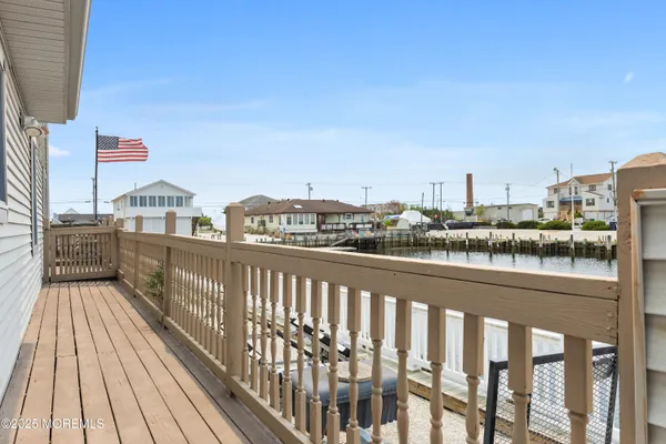 $499,000 | 8 North Captain Drive, Little Egg Harbor, NJ 08087