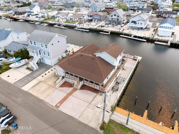 $499,000 | 8 North Captain Drive, Little Egg Harbor, NJ 08087