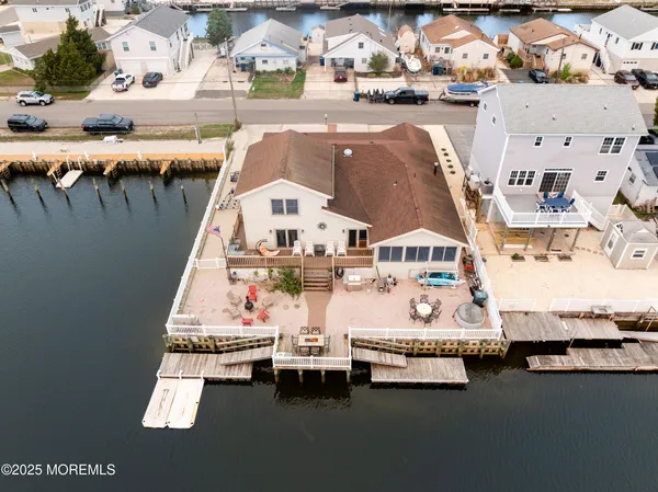 $499,000 | 8 North Captain Drive, Little Egg Harbor, NJ 08087