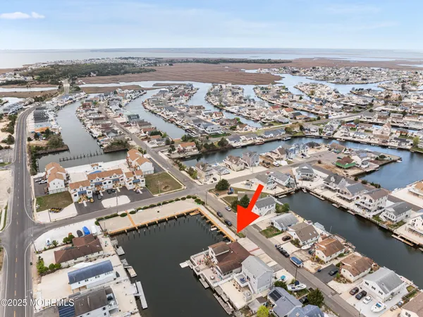 $499,000 | 8 North Captain Drive, Little Egg Harbor, NJ 08087