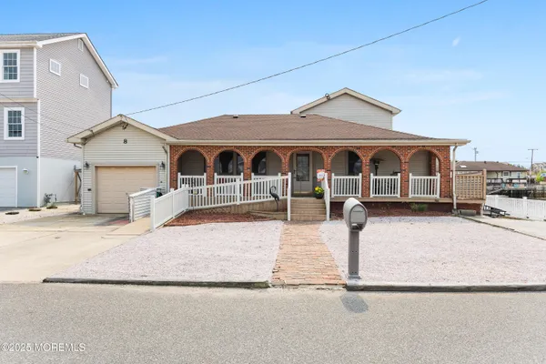 $499,000 | 8 North Captain Drive, Little Egg Harbor, NJ 08087