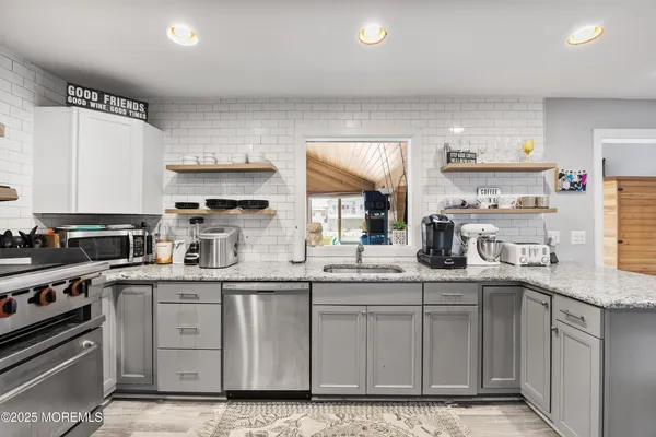 $499,000 | 8 North Captain Drive, Little Egg Harbor, NJ 08087
