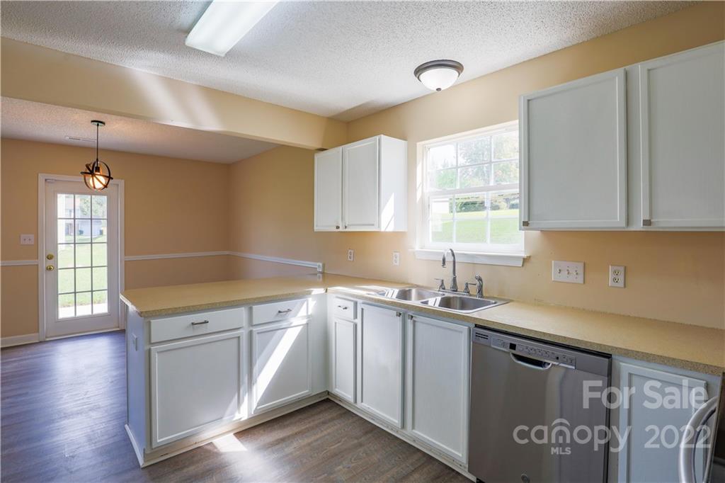 820 River Trail Road Lowell, NC 28098 - Photo 13 of 23 Gallery Image 13
