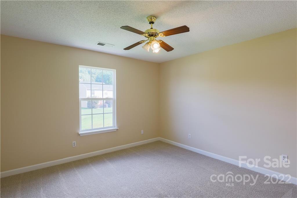 820 River Trail Road Lowell, NC 28098 - Photo 5 of 23 Gallery Image 5