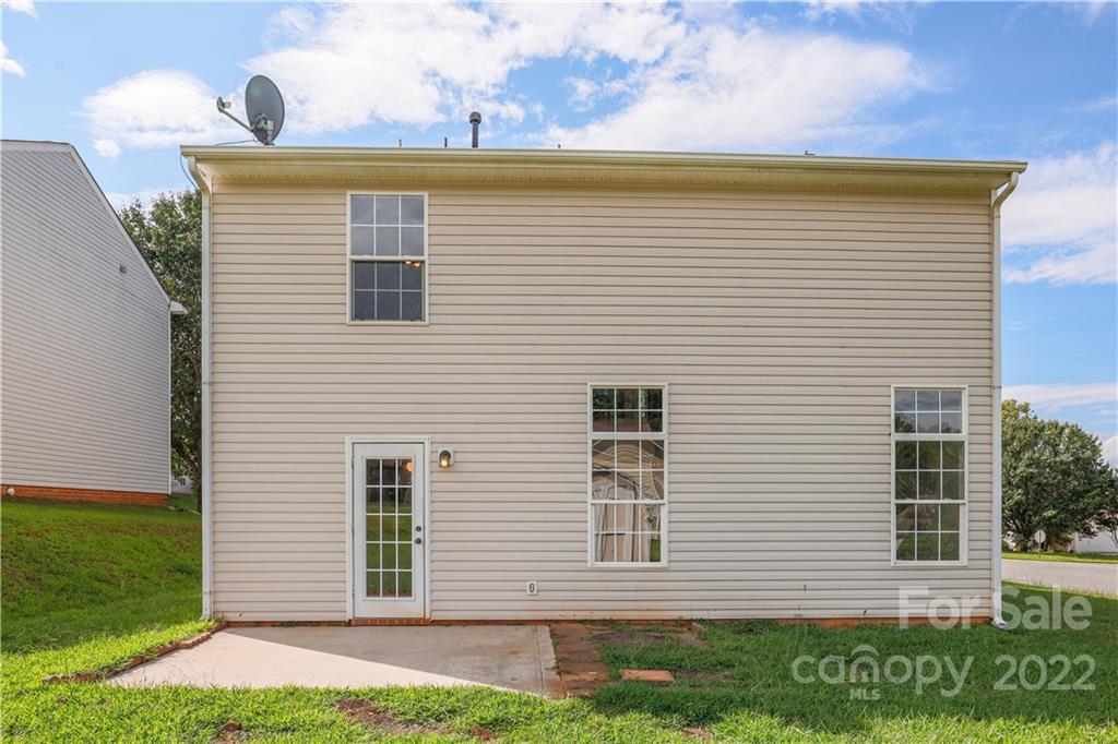 820 River Trail Road Lowell, NC 28098 - Photo 8 of 23 Gallery Image 8
