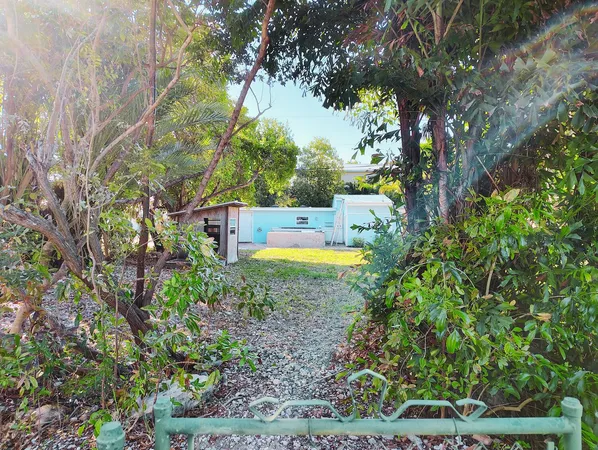 $899,000 | 2330 Staples Avenue, Key West, FL 33040