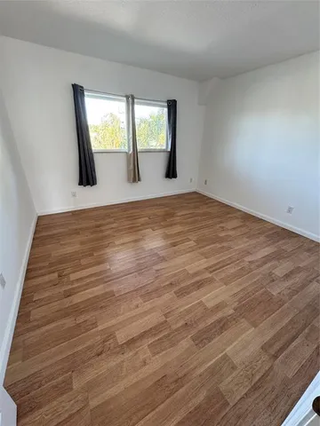 a view of empty room with window