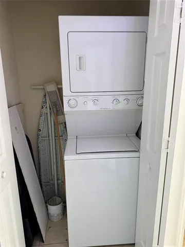 a close up view of washer and dryer
