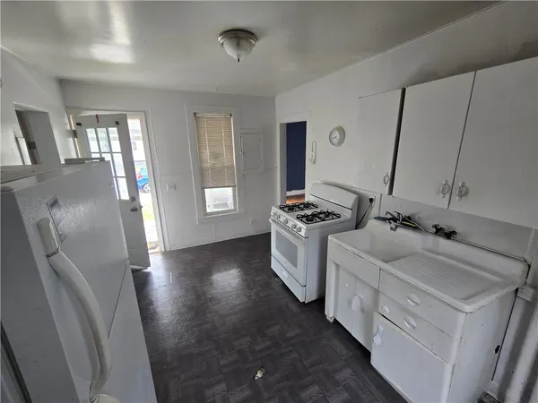 $1,000 | 69 Park Avenue, Binghamton, NY 13903