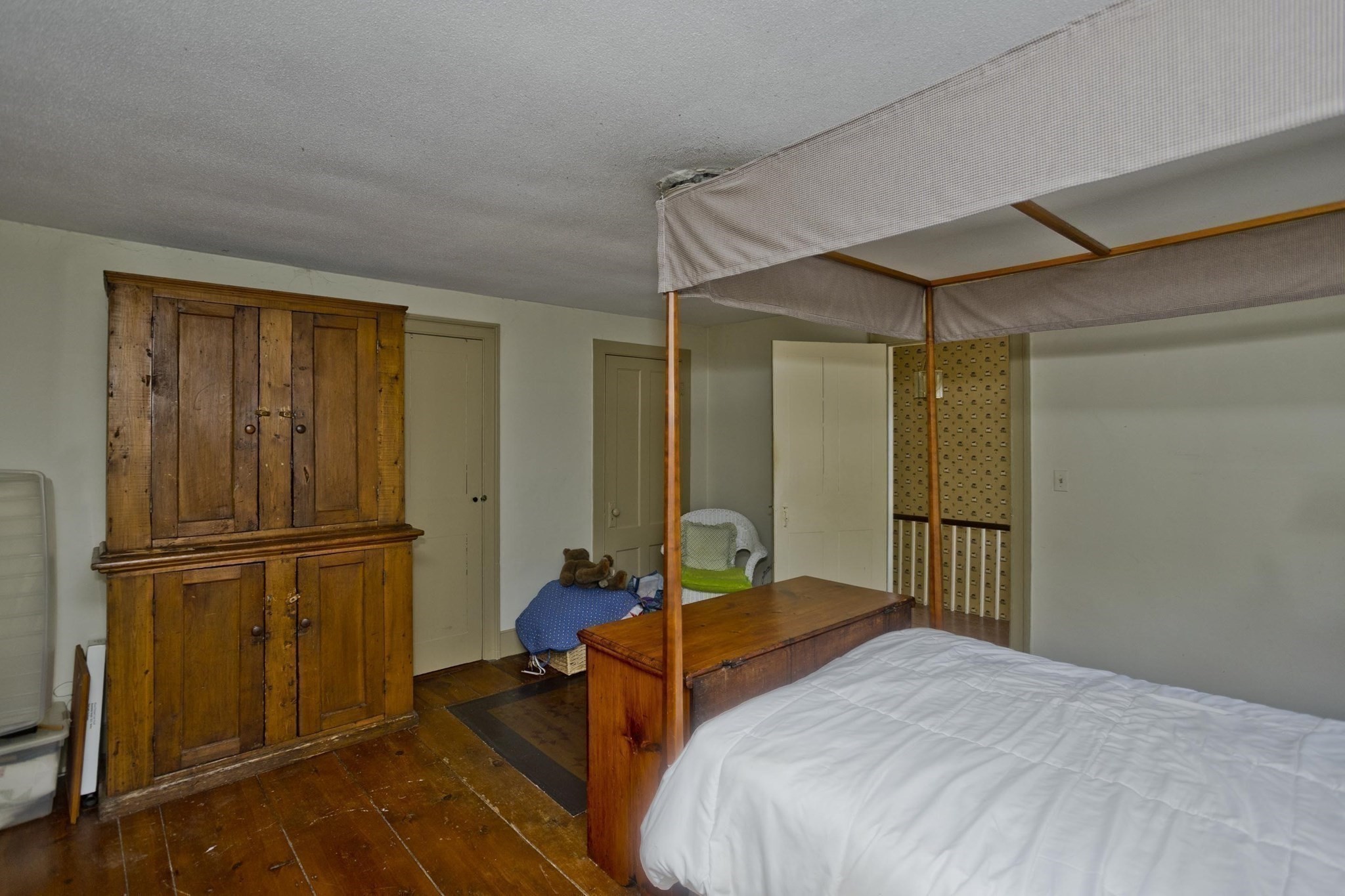 40 Somers Road East Longmeadow, MA 01028 - Photo 7 of 42 Gallery Image 7