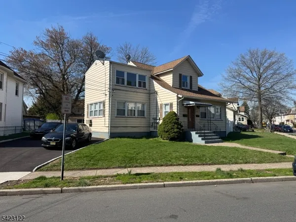 $2,300 | 23 Trimble Avenue, Unit 2, Clifton, NJ 07011