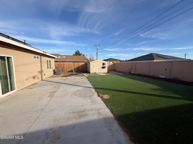 $339,000 | 9200 Evelyn Avenue, California City, CA 93505