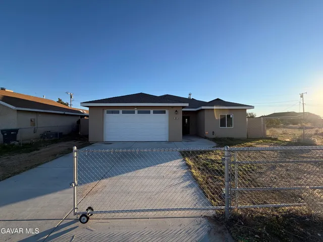 $339,000 | 9200 Evelyn Avenue, California City, CA 93505