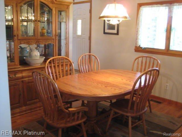 6300 West Hayner Road Fowlerville, MI 48836 - Photo 10 of 15 FORMAL DINING