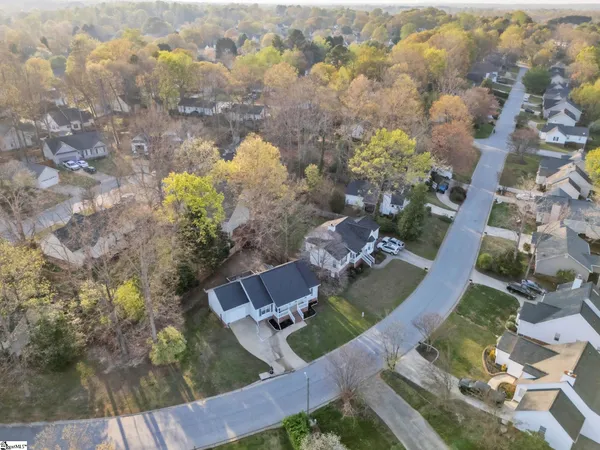 $295,000 | 308 Oak Valley Drive, Simpsonville, SC 29681