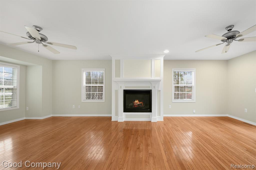 3811 Rochester Road Royal Oak, MI 48073 - Photo 2 of 26