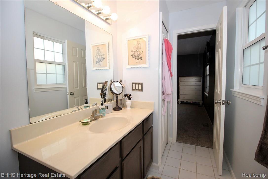 2403 North Latson Road Howell, MI 48855 - Photo 19 of 31 Master bathroom