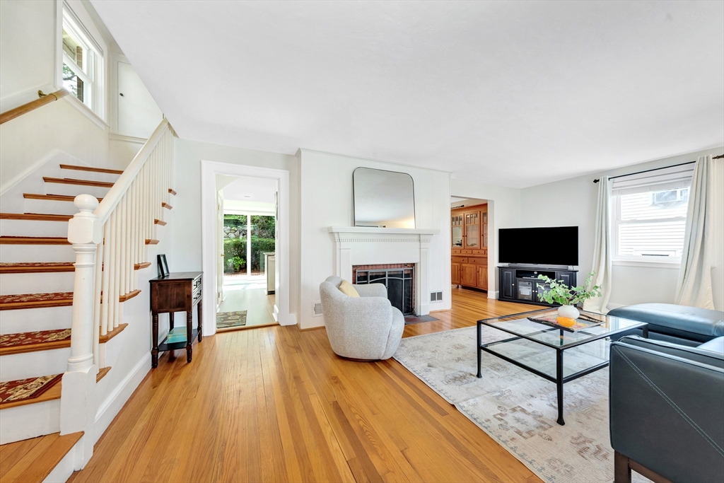 19 Lansdowne Road Arlington, MA 02474 - Photo 17 of 41 Gallery Image 17