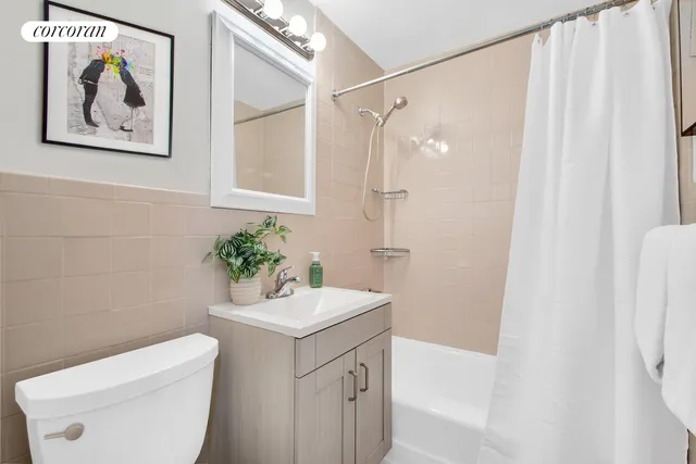 $650,000 | 245 East 25th Street, Unit 9E | Kips Bay