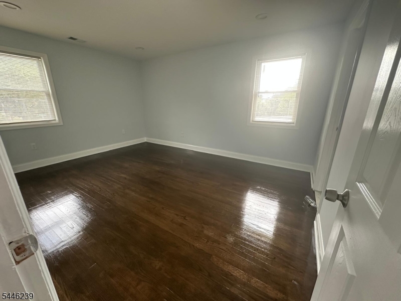 2 Hastings Road Morris Plains, NJ 07950 - Photo 9 of 19