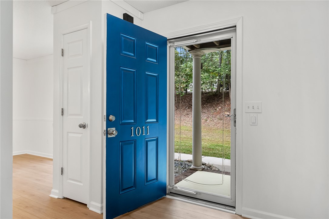 1011 Shadow Lane Anderson, SC 29625 - Photo 3 of 41