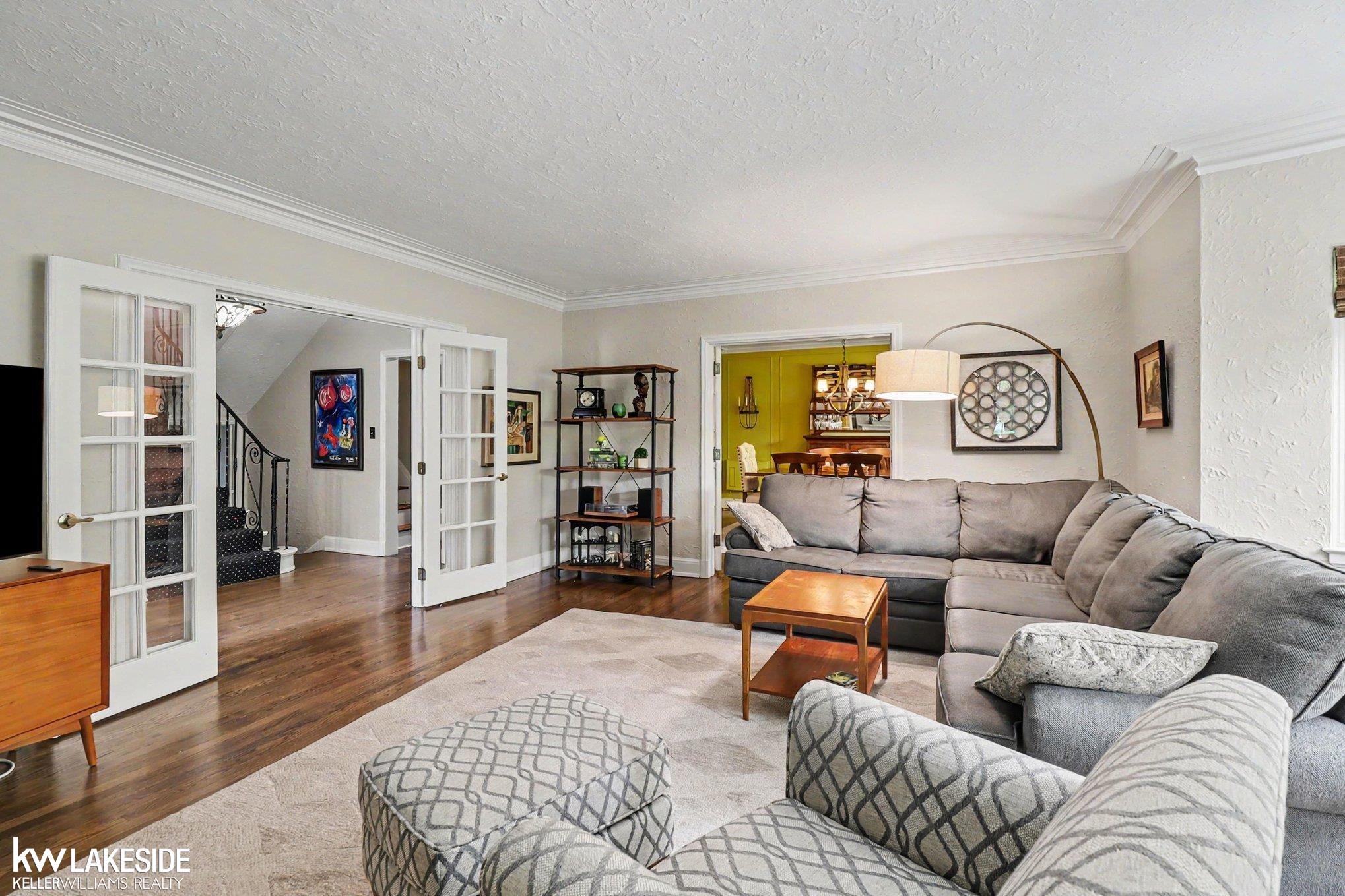 286 Rivard Boulevard Grosse Pointe, MI 48230 - Photo 11 of 42