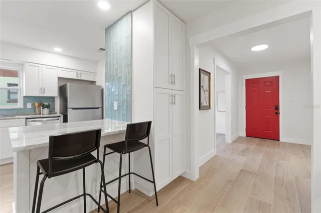 $425,000 | 2210 Tanglewood Way, Brandon, FL 33511